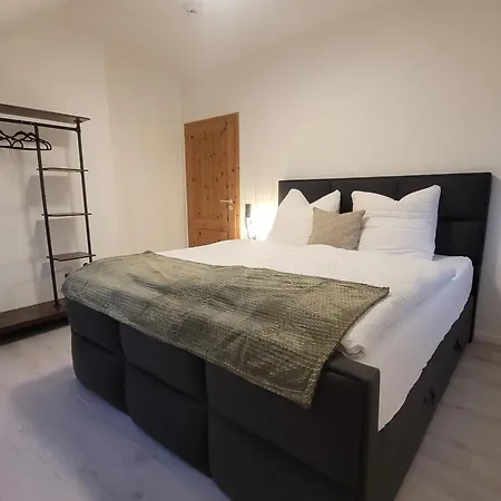 Reload - Grosszuegige Im Remmeker Feld * 巴特阿罗尔森